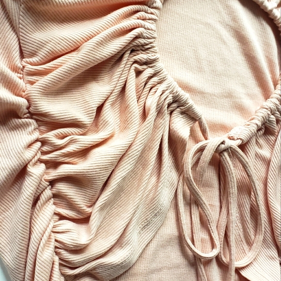 Open Back Ribbed Tee - Picture 3 of 5